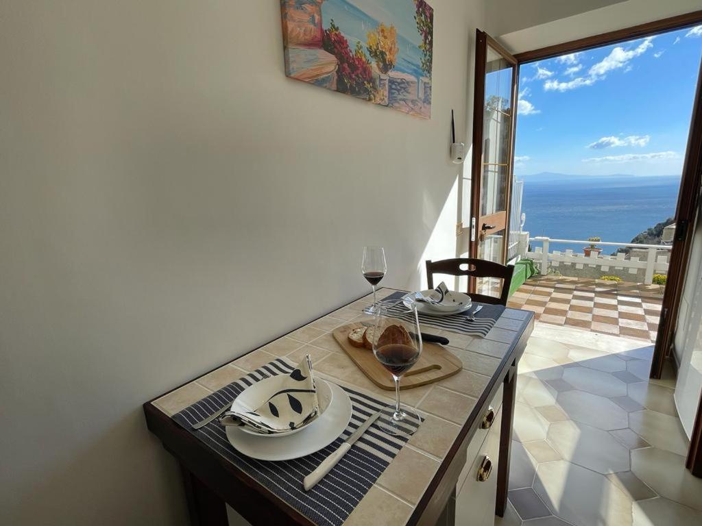 Casa Enzo Con Vista Mare Apartment Amalfi Luaran gambar