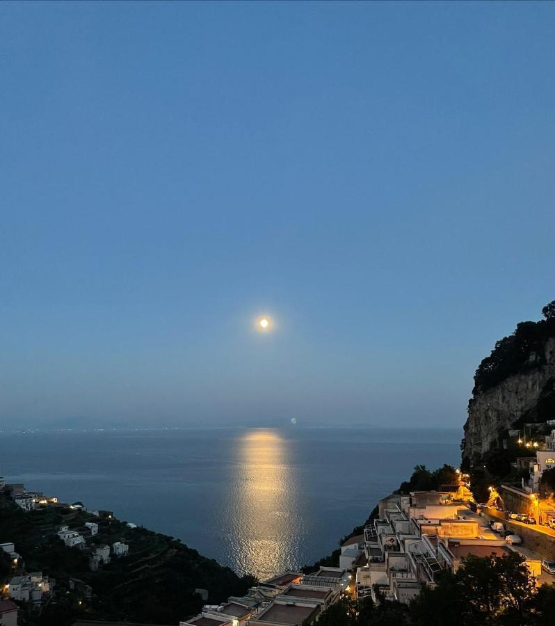 Casa Enzo Con Vista Mare Apartment Amalfi Luaran gambar